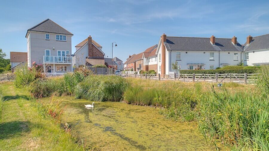 5 Large Houses To Rent In Sussex For A Coastal Getaway - Beside The Sea ...