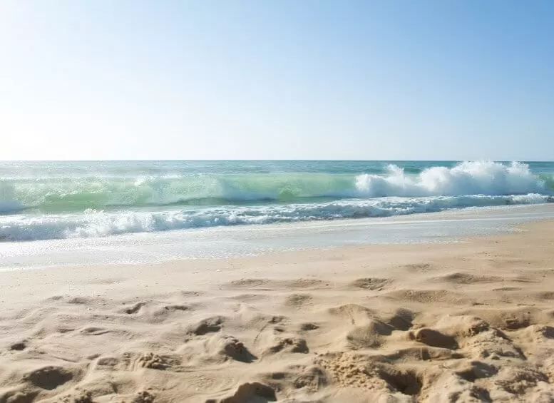 romantic seaside stroll UK